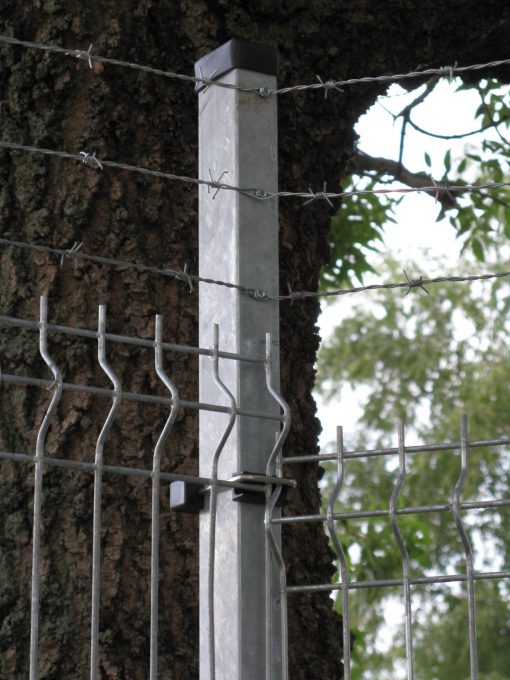 Táblás kerítés horganyzott oszlop